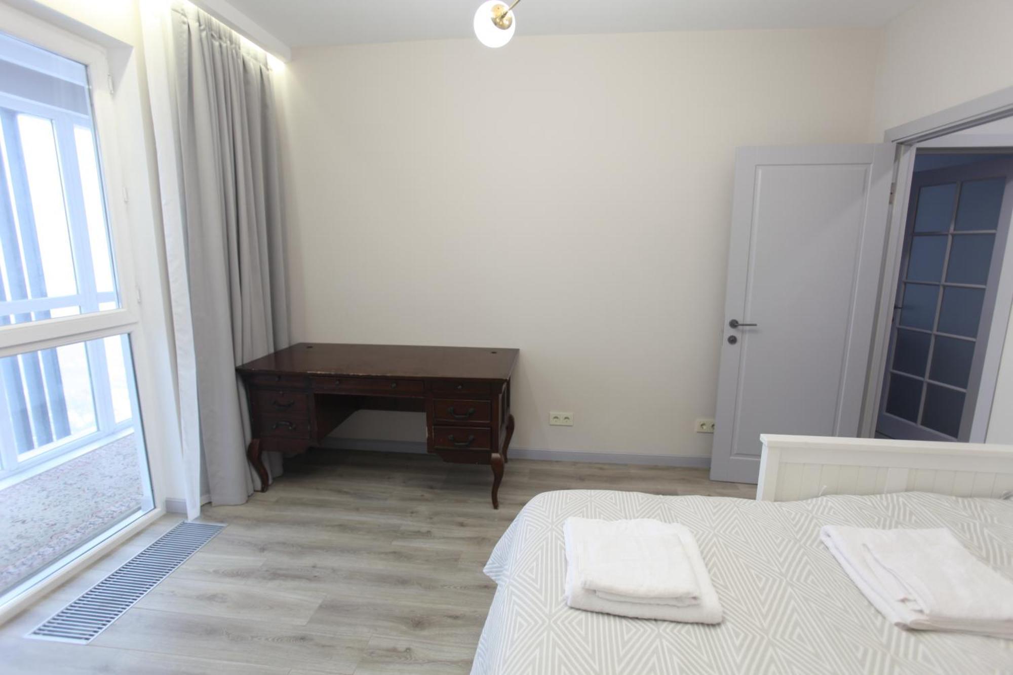 2-х комнатная абай 130 корпус 3 Apartment
